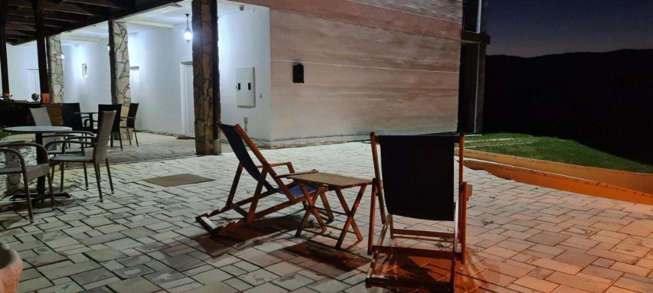 Ra Apartmani Vrdnik Exteriér fotografie
